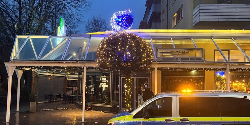 POL-KI: 250102.1 Kiel: Sturm oder Kater? Schneemann kippt um - Foto: presseportal.de