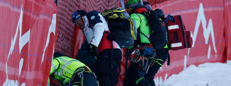 Der Franzose Cyprien Sarrazin musste nach seinem Trainingssturz in Bormio am Kopf operiert werden. - Foto: Alessandro Trovati/AP/dpa