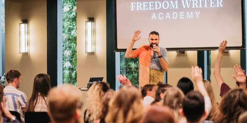 Immer mehr junge Menschen wollen orts- und zeitunabhängig arbeiten – Experte verrät die 5 Top-Berufe - Foto: presseportal.de