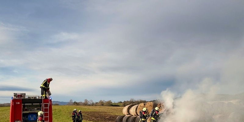 FW Allensbach: B1 Fläche klein - Foto: presseportal.de