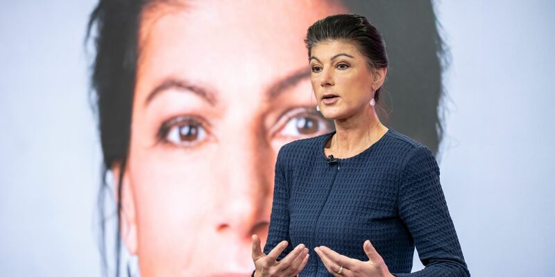 Das Bündnis Sahra Wagenknecht hat auf 39 Seiten einen langen Forderungskatalog zur Bundestagswahl formuliert. (Archivbild) - Foto: Michael Kappeler/dpa