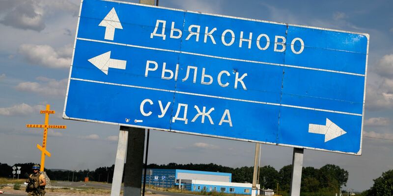 Eine vom Kiewer Generalstab veröffentlichte Karte zeigt den Rückzug der ukrainischen Truppen aus der Stadt Sudscha im russischen Gebiet Kursk. (Archivbild) - Foto: ---/Ukrinform/dpa