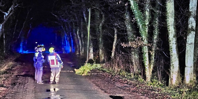 FW Hünxe: Sturmschaden - Foto: presseportal.de