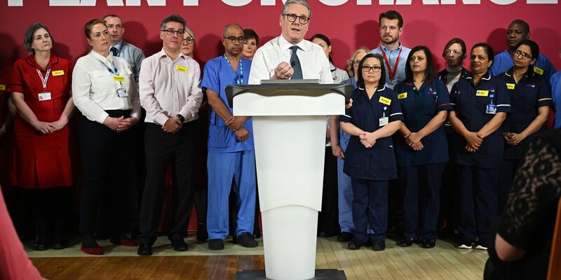 Vermeidet direkte Kritik an Musk: Keir Starmer. - Foto: Leon Neal/PA Wire/dpa