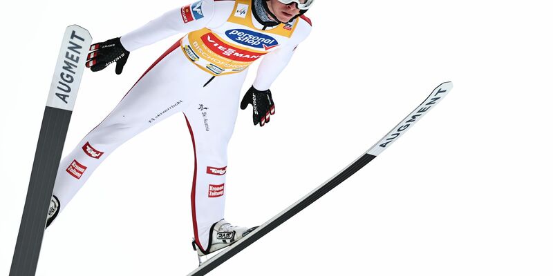 Zeigt die Faust: Lokalmatador Jan Hörl. - Foto: Daniel Karmann/dpa