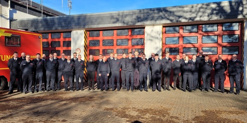 FW-AR: Erfolgreicher Abschluss des Sprechfunklehrgangs der Feuerwehr Arnsberg - Foto: presseportal.de