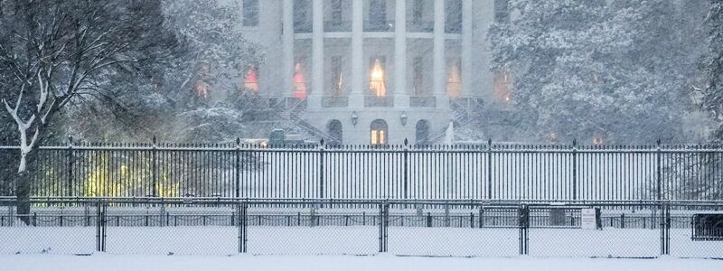 Auch in der US-Hauptstadt Washington und der Region fielen bis zu 20 Zentimeter Schnee. - Foto: Matt Rourke/AP/dpa