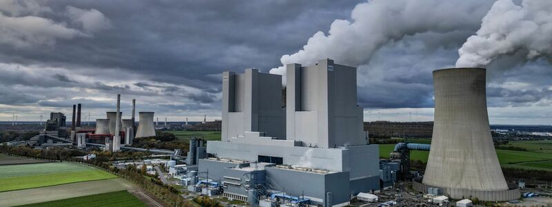 Das Recht, das Treibhausgas Kohlendioxid in die Umwelt auszustoßen, kostet in Deutschland und Europa Geld. Im vorigen Jahr kam eine Rekordsumme zusammen. (Symbolbild) - Foto: Oliver Berg/dpa