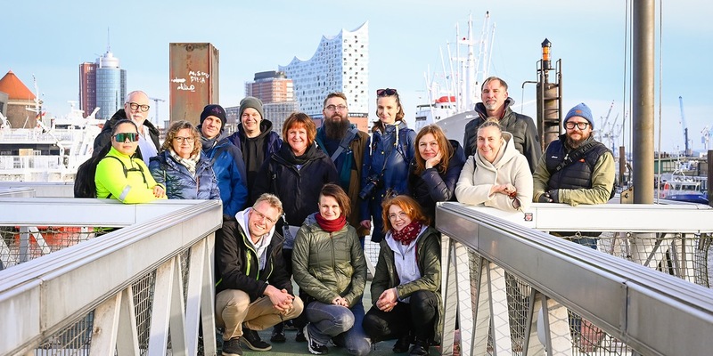 Schulfotos, die Spaß machen: Wie „Der andere Fotograf“ aus Hamburg die Branche revolutioniert - Foto: presseportal.de