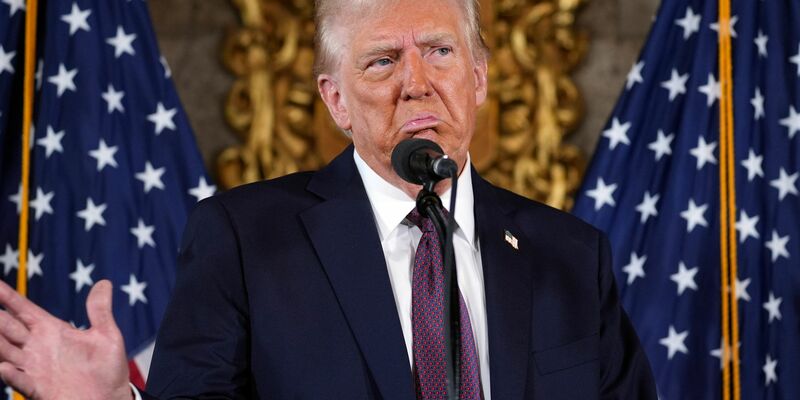 Der künftige US-Präsident Trump teilt gegen Panama und Dänemark aus. - Foto: Evan Vucci/AP/dpa