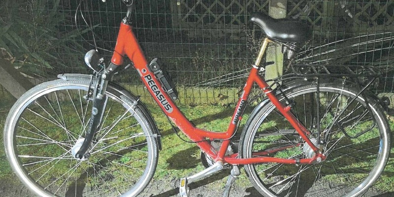 POL-LG: ++ Fehlende Ladungssicherung verursacht Unfall auf der Kreisstraße 46 + + Unfall auf Ortsverbindungsweg - Zwei Mopedfahrer verletzt ++ Polizei kontrolliert 66-Jährigen - Fahrrad sichergestellt - Foto: presseportal.de