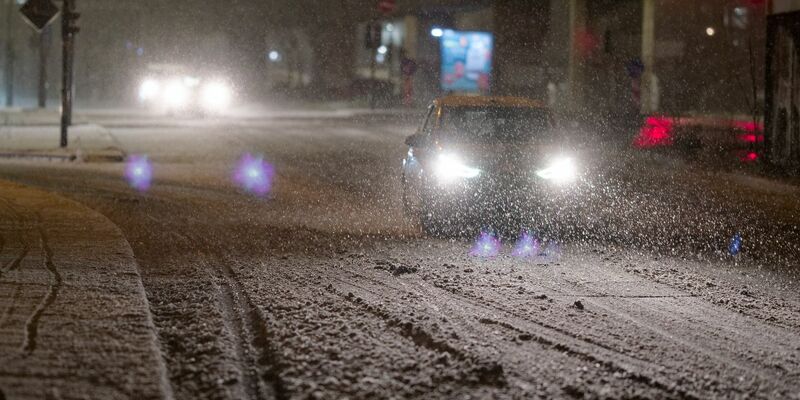 In Nordrhein-Westfalen und anderen Bundesländern wird für Donnerstag Neuschnee erwartet. - Foto: Henning Kaiser/dpa