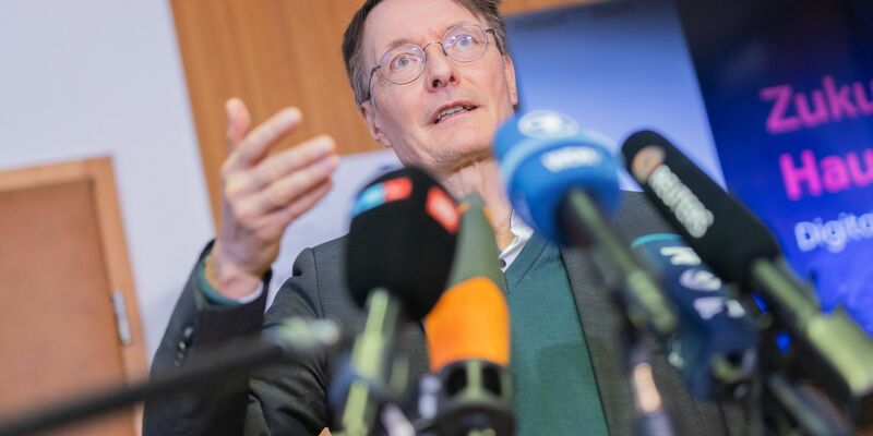 Zunächst soll es eine vierwöchige Pilotphase in Nordrhein-Westfalen, Franken (Bayern) und Hamburg geben. - Foto: Rolf Vennenbernd/dpa-Pool/dpa