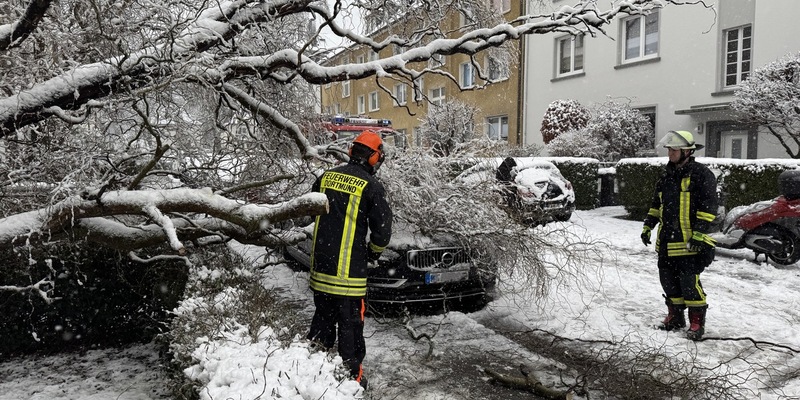 FW-DO: Schneebedingte Einsätze für die Feuerwehr erst seit dem Mittag - Foto: presseportal.de