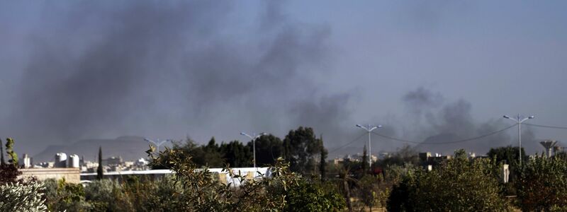 Israels Armee griff erneut Ziele der Huzhi-Miliz im Jemen an.  - Foto: Osamah Abdulrahman/AP/dpa