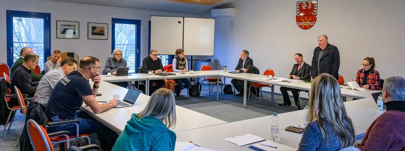 Die Besorgnis wegen der Maul- und Klauenseuche in Brandenburg ist groß: Ein Krisenstab tagt. - Foto: Patrick Pleul/dpa