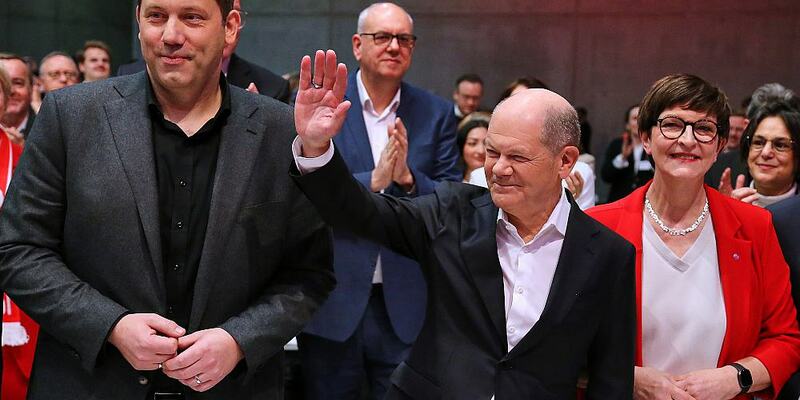 Lars Klingbeil, Olaf Scholz, Saskia Esken am 11.01.2025 - Foto: über dts Nachrichtenagentur