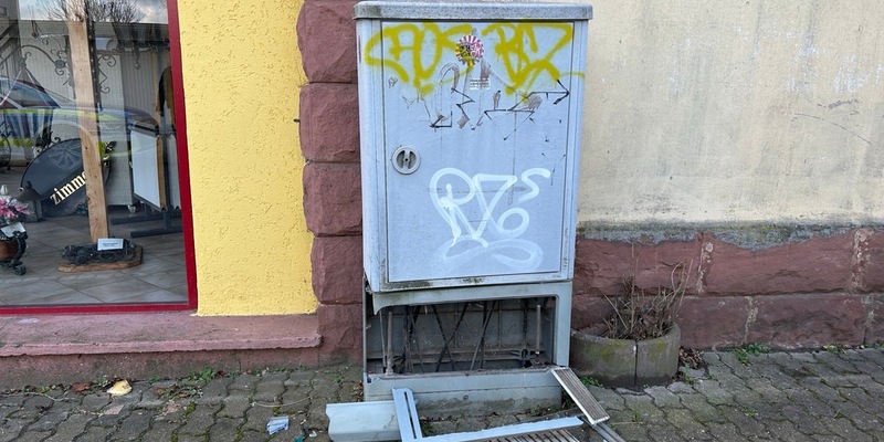 POL-PDLD: Verteilerkasten beschädigt - Zeugenaufruf - Foto: presseportal.de