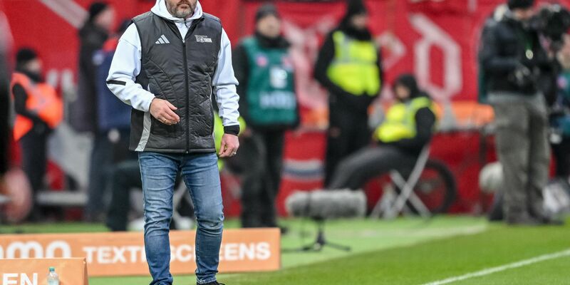Steffen Baumgart feiert seinen Einstand als Union-Coach. - Foto: Harry Langer/dpa