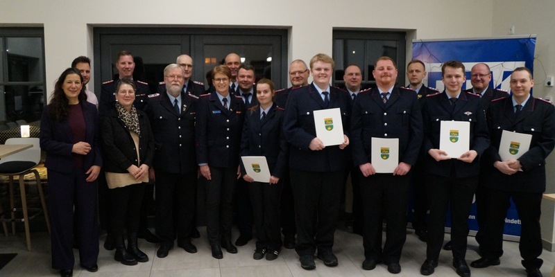 FW Wathlingen: Jahreshauptversammlung 2025 der Ortsfeuerwehr Adelheidsdorf - viele Beförderungen und Ehrungen - Foto: presseportal.de