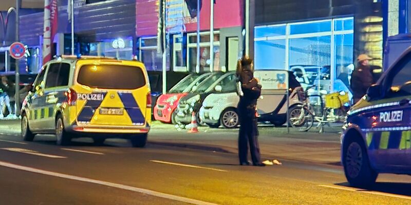 Der Mann wurde schwer verletzt. - Foto: Sascha Thelen/dpa
