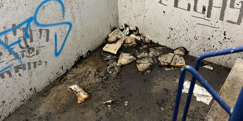 POL-COE: Coesfeld, Münsterstraße/ Bücher im Parkhaus angezündet - Foto: presseportal.de