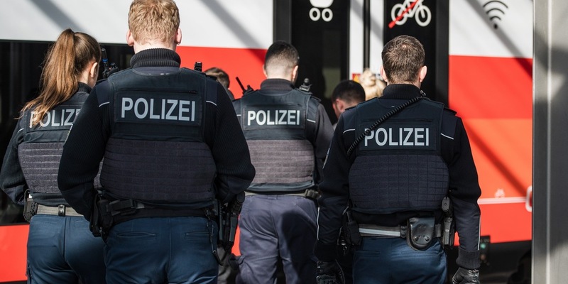Bundespolizeidirektion München: Vormittags mit drei Promille, aber ohne Ticket unterwegs/ Bundespolizei nimmt Zugreisenden in Gewahrsam - Foto: presseportal.de
