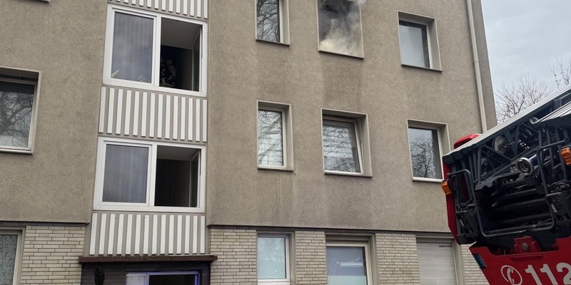 FW-OB: Wohnung bleibt nach Küchenbrand vorerst unbewohnbar - Foto: presseportal.de