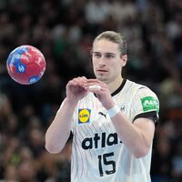 Juri Knorr fehlt den deutschen Handballern im WM-Spiel gegen Italien. - Foto: Soeren Stache/dpa