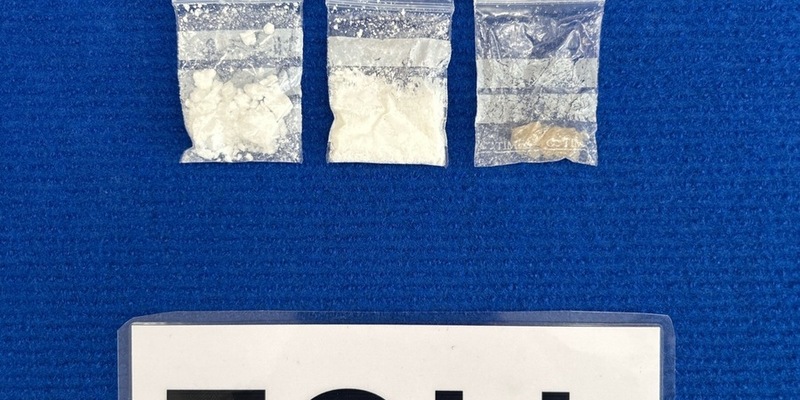 HZA-N: Nürnberger Flughafenzoll erwischt Schieberin mit Drogen - Drogenfund auch auf der Autobahn - Foto: Zoll, presseportal.de