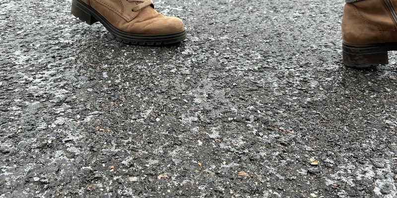 FW Stuttgart: Blitzeis sorgt für zahlreiche Unfälle und Verletzte - Foto: presseportal.de