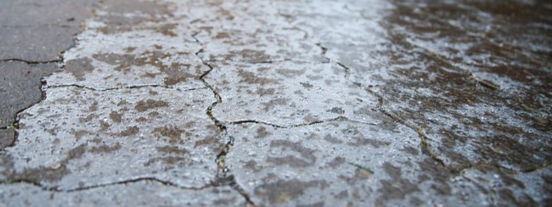 Glätte in ganz Baden-Württemberg führte am frühen Morgen zu vielen Unfällen. - Foto: Alexander Wolf/onw-images/dpa