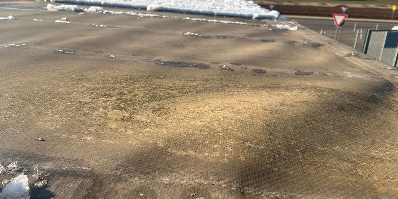 POL-PDLD: A65/Edenkoben - Verkehrsunfall wegen verlorenen Eisplatten - Foto: presseportal.de