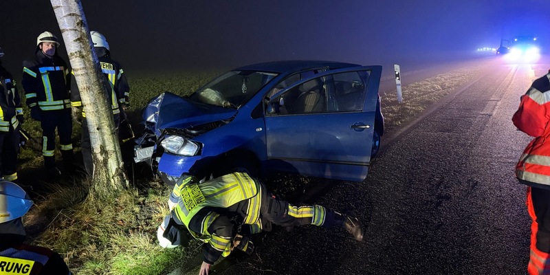 FFW Fredenbeck: Verkehrsunfall auf L 123 / 28-jähriger aus LK ROW leicht verletzt - Foto: presseportal.de