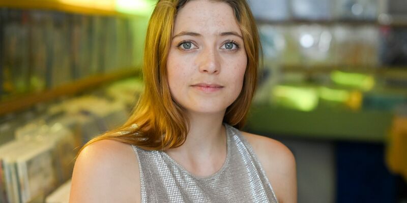 Ihr schlechtester Kuss sei damit geendet, «dass sich unsere Zahnspangen verhakten», sagte die 1989 in London geborene Plaß der Zeitschrift «Gala».  - Foto: Jens Kalaene/dpa