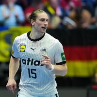 Juri Knorr steht den Handballern im WM-Viertelfinale gegen Portugal wohl zur Verfügung.  - Foto: Sören Stache/dpa