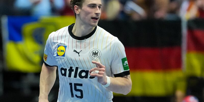 Juri Knorr steht den Handballern im WM-Viertelfinale gegen Portugal wohl zur Verfügung.  - Foto: Sören Stache/dpa