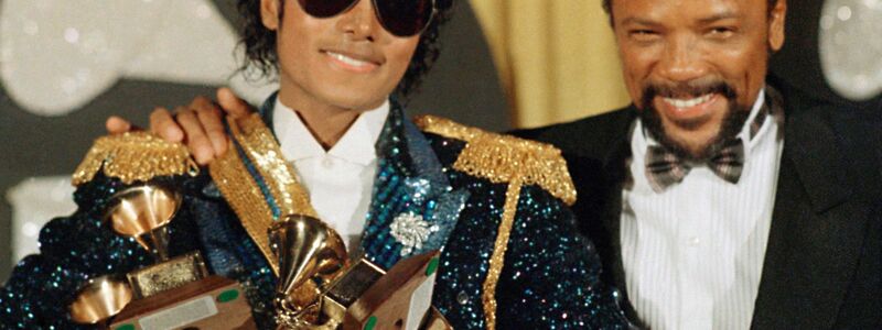 Für das Album «Thriller» wurden Michael Jackson und Quincy Jones mit mehreren Grammys ausgezeichnet. - Foto: Doug Pizac/AP/dpa