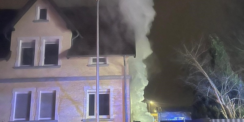 FW Minden: Kellerbrand in Mehrfamilienhaus - Foto: presseportal.de