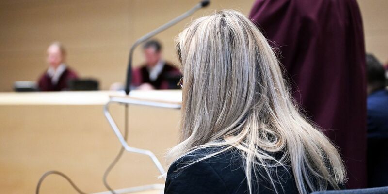 Hausbesitzerin W. kämpft in Karlsruhe um ihr Familienheim. - Foto: Uli Deck/dpa