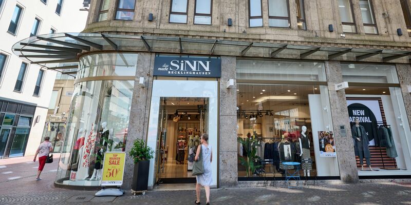 Das Amtsgericht Hagen hat das Insolvenzverfahren über die Modekette Sinn aufgehoben. (Archivbild) - Foto: Bernd Thissen/dpa