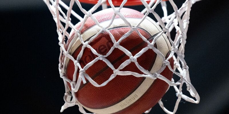 Bundesligist Frankfurt vermeldet einen positiven Dopingfall. - Foto: Hendrik Schmidt/dpa