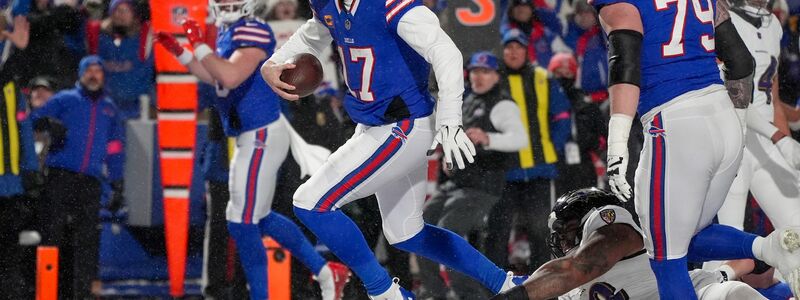 Schon der ersten Halbzeit trug Josh Allen den Ball zweimal in die Endzone. - Foto: Gene J. Puskar/AP/dpa