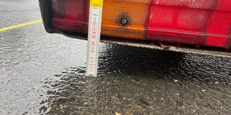API-TH: Funkenflug auf der Autobahn - Foto: presseportal.de