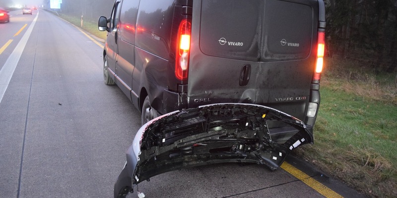 POL-DEL: Autobahnpolizei Ahlhorn: Verkehrsunfall mit hohem Sachschaden auf der Autobahn 1 in Dötlingen - Foto: presseportal.de