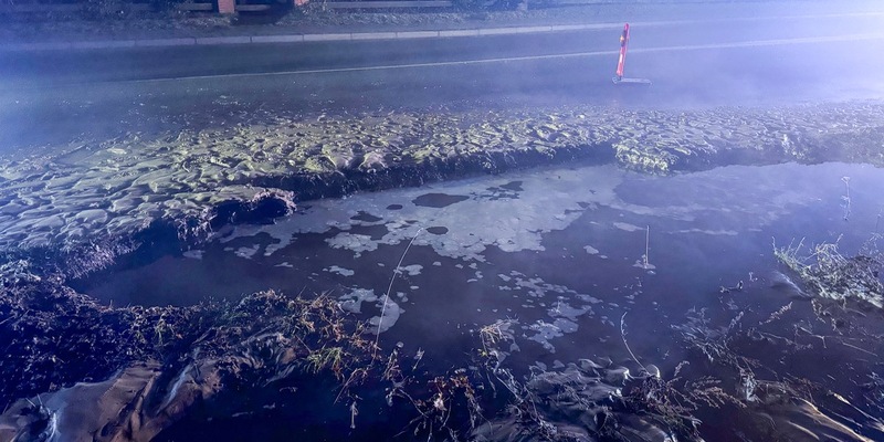 FW Flotwedel: Wasserrohrbruch sorgt für nächtlichen Einsatz in Eicklingen - Foto: presseportal.de