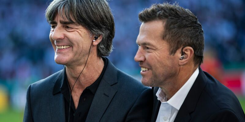 Lothar Matthäus (r) bringt Ex-Bundestrainer Joachim Löw (l) beim BVB ins Spiel.   - Foto: Tom Weller/dpa