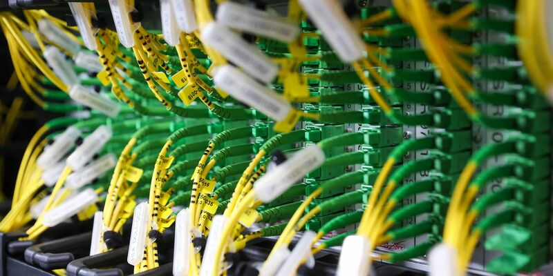 Der internationale Internetverkehr ist im vergangenen Jahr deutlich angestiegen - Foto: Jan Woitas/dpa