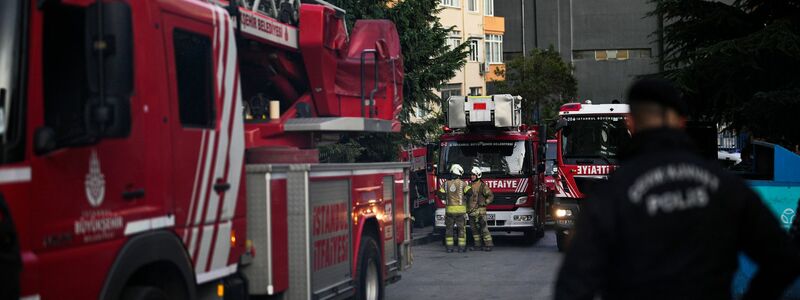 In einem Hotel in der Türkei bricht ein Feuer aus, es gibt viele Tote. (Symbolbild) - Foto: Khalil Hamra/AP/dpa