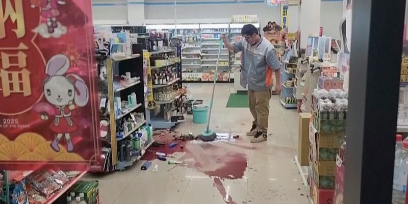 Das Erdbeben geschah mitten in der Nacht und richtete kleinere Schäden an. (Foto aktuell) - Foto: Uncredited/TVBS/AP/dpa